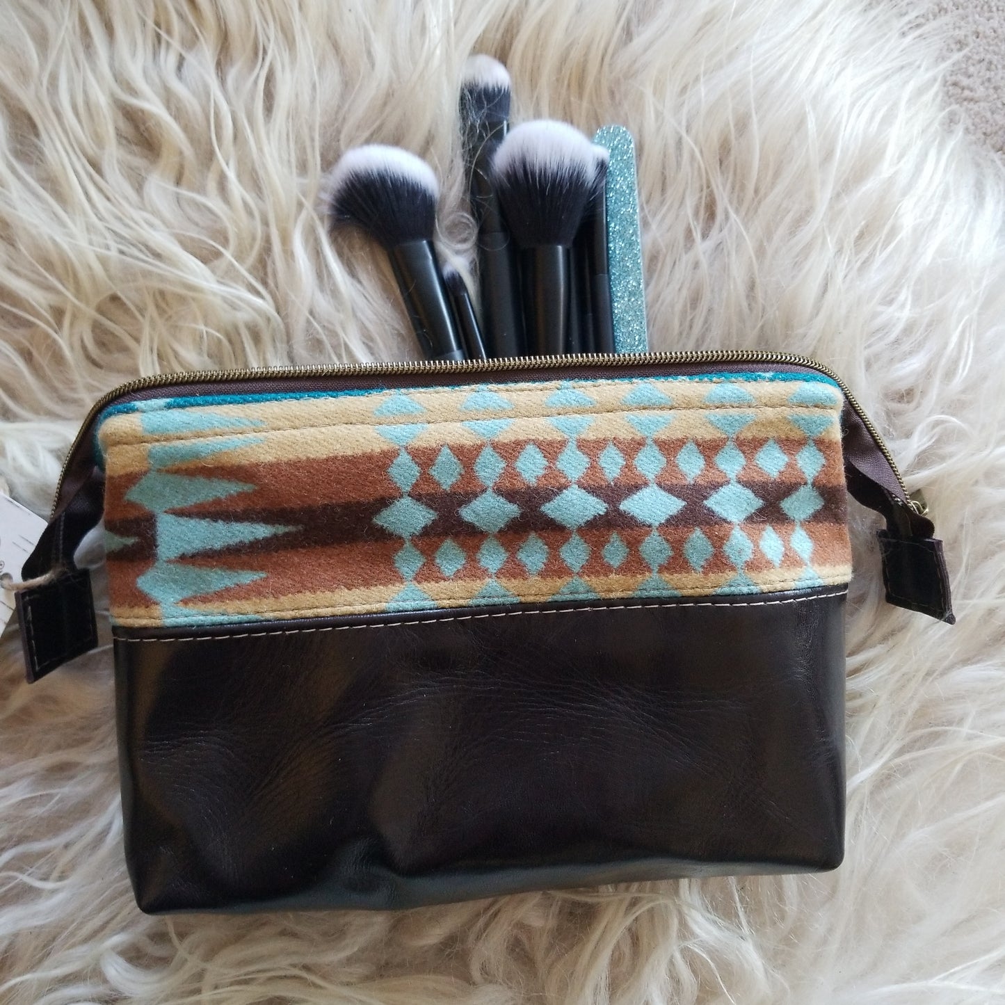 Rancho Arroyo Makeup Bag
