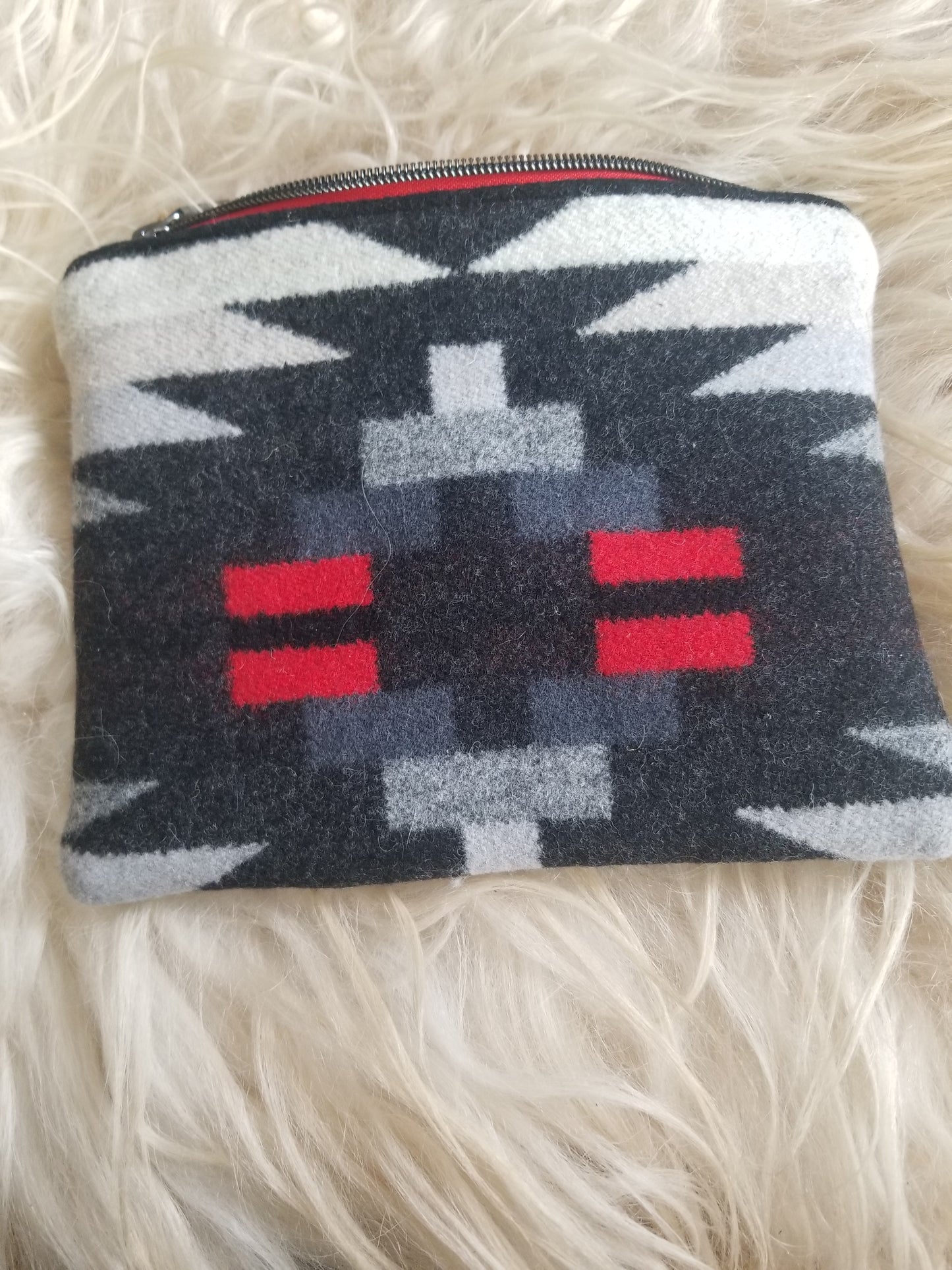 Rio Rancho Zipper Pouch