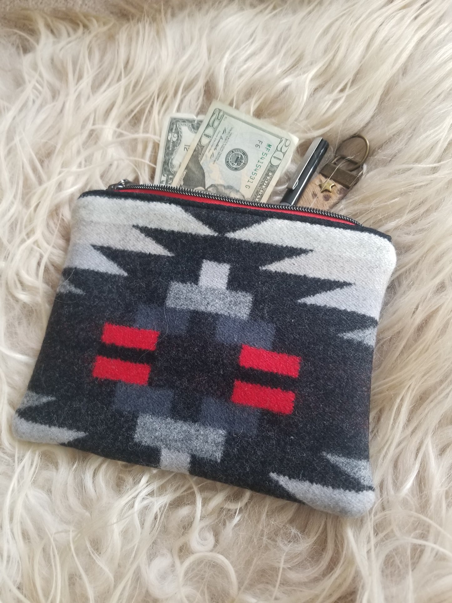 Rio Rancho Zipper Pouch