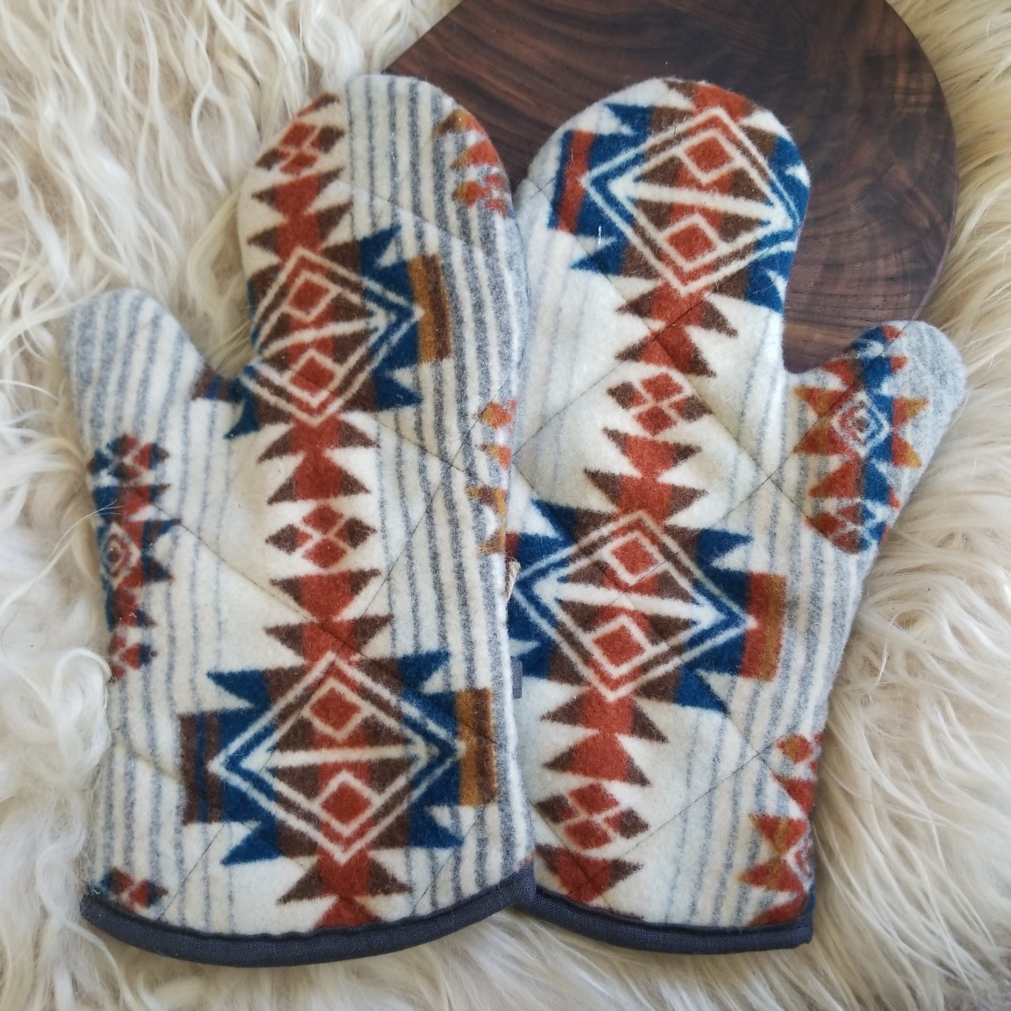 Prairie Rush Hour Oven Mitts